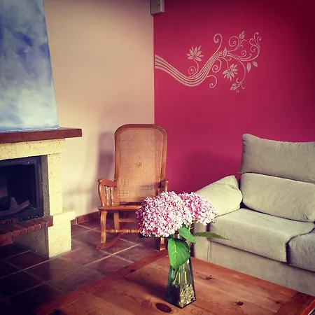 Rural La Lluriga מלון La Galguera