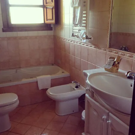 מלון Rural La Lluriga 3*