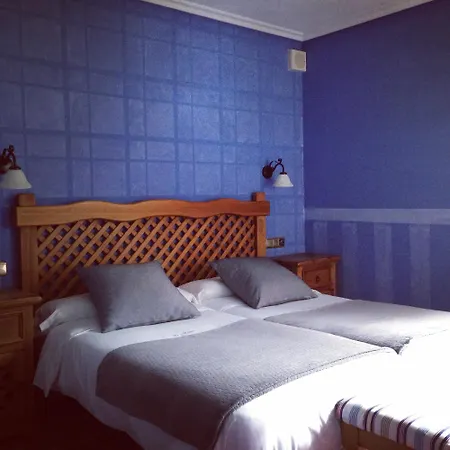 Rural La Lluriga Hotel La Galguera