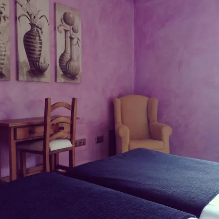 Hotel Rural La Lluriga 3*