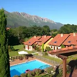 Hotel La Lluriga 3*
