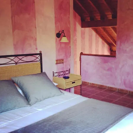 Rural La Lluriga Hotel 3*