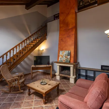 Hotel La Lluriga 3*